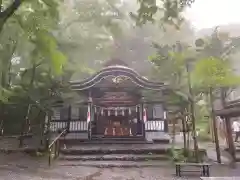 新屋山神社(山梨県)