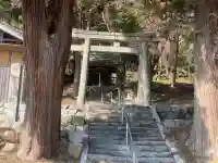有徳神社の{uncategorized: "未分類", other: "その他", undefined: "問題あり", building: "その他建物", grave: "お墓", sacred_gate: "鳥居", guardian: "狛犬", statue: "像", buddha: "仏像", history: "歴史", nature: "自然", garden: "庭園", animal: "動物", pagoda: "塔", temizu: "手水舎", mountain_gate: "山門・神門", sanctuary: "本殿・本堂", subordinate: "末社・摂社", art: "芸術", scenery: "景色", jizo: "地蔵", ema: "絵馬", goshuin: "御朱印", omikuji: "おみくじ", items: "授与品その他", amulet: "お守り", goshuincho: "御朱印帳", eats: "食事", festival: "お祭り", votive_dance: "神楽", shichigosan: "七五三参", wedding: "結婚式", experience: "体験その他", initially: "初詣", around: "周辺", anti_infection: "感染症対策"}