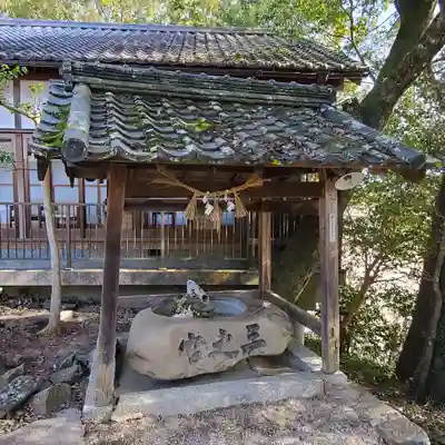波多岐神社の手水舎