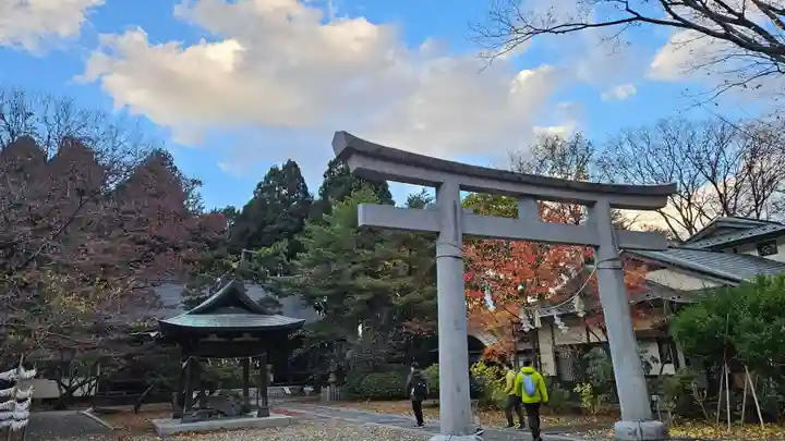 彌高神社(秋田県)