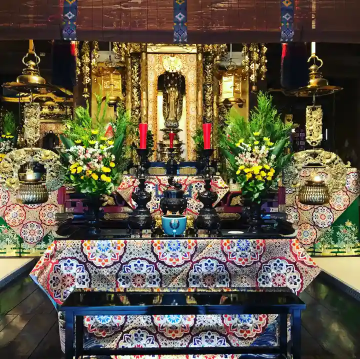 信行寺の本殿・本堂