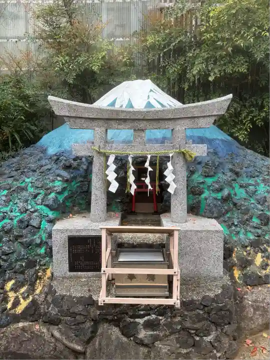 京濱伏見稲荷神社(神奈川県)