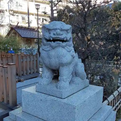 蒲田八幡神社の狛犬