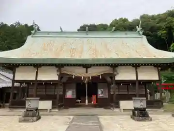 高縄神社の本殿・本堂