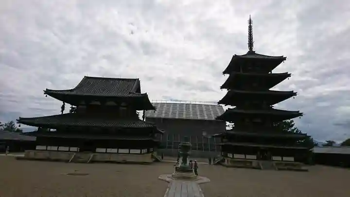 法隆寺の{uncategorized: "未分類", other: "その他", undefined: "問題あり", building: "その他建物", grave: "お墓", sacred_gate: "鳥居", guardian: "狛犬", statue: "像", buddha: "仏像", history: "歴史", nature: "自然", garden: "庭園", animal: "動物", pagoda: "塔", temizu: "手水舎", mountain_gate: "山門・神門", sanctuary: "本殿・本堂", subordinate: "末社・摂社", art: "芸術", scenery: "景色", jizo: "地蔵", ema: "絵馬", goshuin: "御朱印", omikuji: "おみくじ", items: "授与品その他", amulet: "お守り", goshuincho: "御朱印帳", eats: "食事", festival: "お祭り", votive_dance: "神楽", shichigosan: "七五三参", wedding: "結婚式", experience: "体験その他", initially: "初詣", around: "周辺", anti_infection: "感染症対策"}