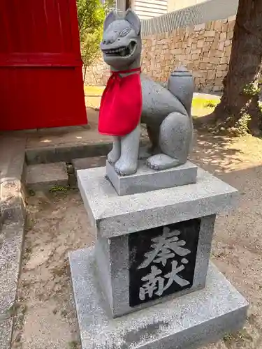 甚九郎稲荷神社の狛犬