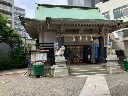 銀杏岡八幡神社の本殿・本堂