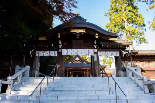 高麗神社の山門・神門