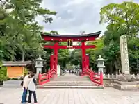 氣比神宮の鳥居