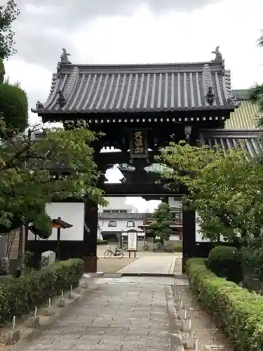 大念佛寺の山門