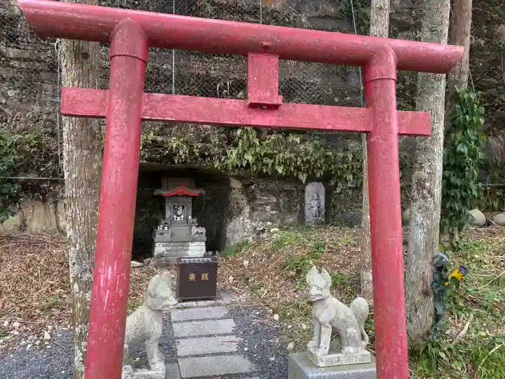 遠見岬神社の末社・摂社