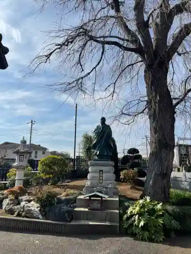 伝法寺の{uncategorized: "未分類", other: "その他", undefined: "問題あり", building: "その他建物", grave: "お墓", sacred_gate: "鳥居", guardian: "狛犬", statue: "像", buddha: "仏像", history: "歴史", nature: "自然", garden: "庭園", animal: "動物", pagoda: "塔", temizu: "手水舎", mountain_gate: "山門・神門", sanctuary: "本殿・本堂", subordinate: "末社・摂社", art: "芸術", scenery: "景色", jizo: "地蔵", ema: "絵馬", goshuin: "御朱印", omikuji: "おみくじ", items: "授与品その他", amulet: "お守り", goshuincho: "御朱印帳", eats: "食事", festival: "お祭り", votive_dance: "神楽", shichigosan: "七五三参", wedding: "結婚式", experience: "体験その他", initially: "初詣", around: "周辺", anti_infection: "感染症対策"}
