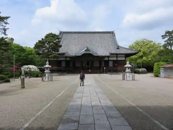 建中寺の本殿・本堂