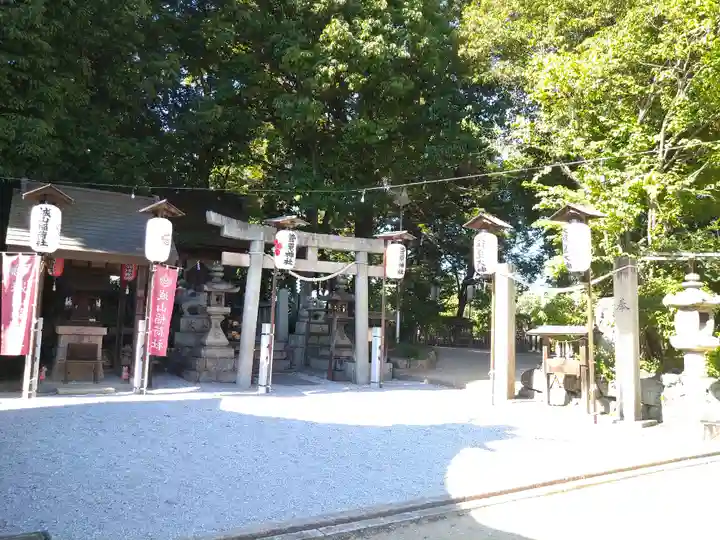 阿智神社の末社・摂社