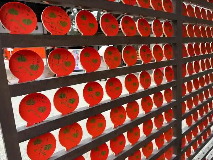 河合神社(鴨川合坐小社宅神社)の{uncategorized: "未分類", other: "その他", undefined: "問題あり", building: "その他建物", grave: "お墓", sacred_gate: "鳥居", guardian: "狛犬", statue: "像", buddha: "仏像", history: "歴史", nature: "自然", garden: "庭園", animal: "動物", pagoda: "塔", temizu: "手水舎", mountain_gate: "山門・神門", sanctuary: "本殿・本堂", subordinate: "末社・摂社", art: "芸術", scenery: "景色", jizo: "地蔵", ema: "絵馬", goshuin: "御朱印", omikuji: "おみくじ", items: "授与品その他", amulet: "お守り", goshuincho: "御朱印帳", eats: "食事", festival: "お祭り", votive_dance: "神楽", shichigosan: "七五三参", wedding: "結婚式", experience: "体験その他", initially: "初詣", around: "周辺", anti_infection: "感染症対策"}