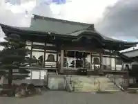 興全寺の本殿・本堂