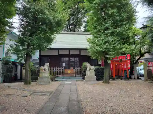 諏訪神社の本殿・本堂