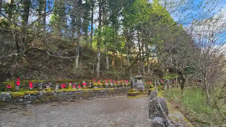 慈雲寺(並び地蔵 化け地蔵)(栃木県)