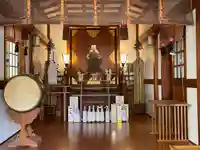 前原御嶽神社の本殿・本堂