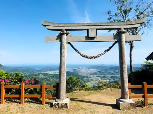 霧島神社の鳥居