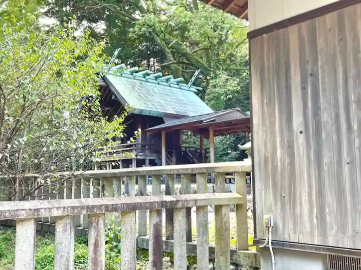 布氣皇舘太神社の本殿・本堂