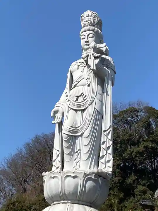 埼玉厄除け開運大師・龍泉寺(切り絵御朱印発祥の寺)の仏像