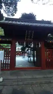 金王八幡宮の山門・神門