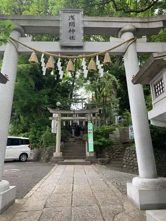 多摩川浅間神社の鳥居