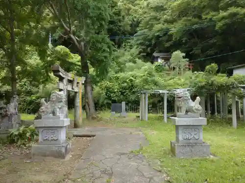 塩屋神社の狛犬