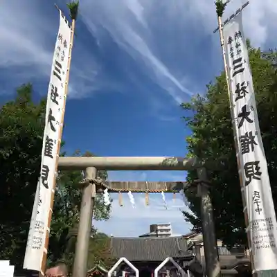 浅草神社の鳥居