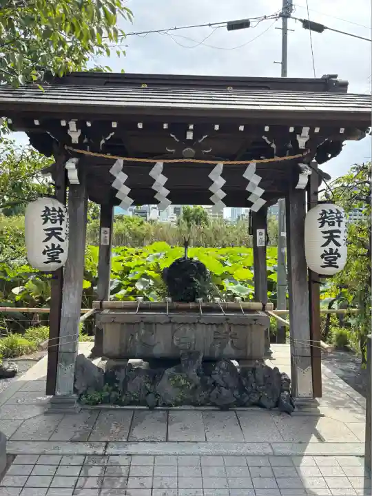 寛永寺不忍池弁天堂(東京都)