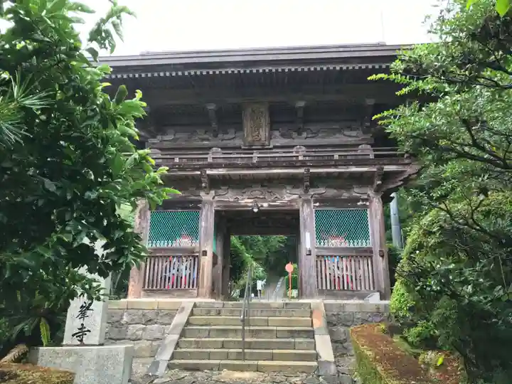 神峯寺の山門・神門