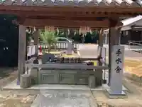 石田神社の手水舎
