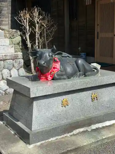 谷崎天神社の{uncategorized: "未分類", other: "その他", undefined: "問題あり", building: "その他建物", grave: "お墓", sacred_gate: "鳥居", guardian: "狛犬", statue: "像", buddha: "仏像", history: "歴史", nature: "自然", garden: "庭園", animal: "動物", pagoda: "塔", temizu: "手水舎", mountain_gate: "山門・神門", sanctuary: "本殿・本堂", subordinate: "末社・摂社", art: "芸術", scenery: "景色", jizo: "地蔵", ema: "絵馬", goshuin: "御朱印", omikuji: "おみくじ", items: "授与品その他", amulet: "お守り", goshuincho: "御朱印帳", eats: "食事", festival: "お祭り", votive_dance: "神楽", shichigosan: "七五三参", wedding: "結婚式", experience: "体験その他", initially: "初詣", around: "周辺", anti_infection: "感染症対策"}