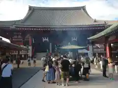 浅草寺の本殿