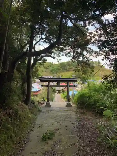 八重垣刑部神社の鳥居