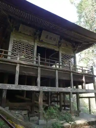 秩父札所三十二番　法性寺の本殿・本堂