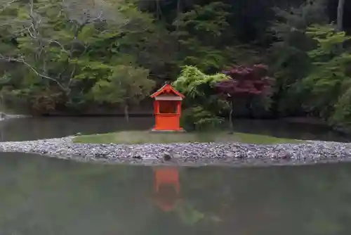 浄瑠璃寺の末社