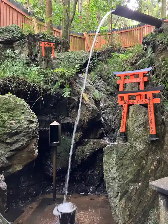 伏見稲荷大社 御膳谷奉拝所(京都府)