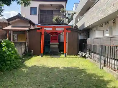下町稲荷の{uncategorized: "未分類", other: "その他", undefined: "問題あり", building: "その他建物", grave: "お墓", sacred_gate: "鳥居", guardian: "狛犬", statue: "像", buddha: "仏像", history: "歴史", nature: "自然", garden: "庭園", animal: "動物", pagoda: "塔", temizu: "手水舎", mountain_gate: "山門・神門", sanctuary: "本殿・本堂", subordinate: "末社・摂社", art: "芸術", scenery: "景色", jizo: "地蔵", ema: "絵馬", goshuin: "御朱印", omikuji: "おみくじ", items: "授与品その他", amulet: "お守り", goshuincho: "御朱印帳", eats: "食事", festival: "お祭り", votive_dance: "神楽", shichigosan: "七五三参", wedding: "結婚式", experience: "体験その他", initially: "初詣", around: "周辺", anti_infection: "感染症対策"}