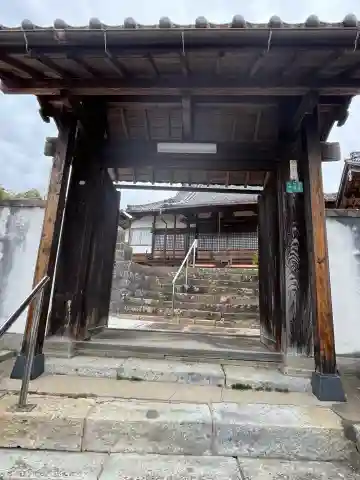長雲寺の{uncategorized: "未分類", other: "その他", undefined: "問題あり", building: "その他建物", grave: "お墓", sacred_gate: "鳥居", guardian: "狛犬", statue: "像", buddha: "仏像", history: "歴史", nature: "自然", garden: "庭園", animal: "動物", pagoda: "塔", temizu: "手水舎", mountain_gate: "山門・神門", sanctuary: "本殿・本堂", subordinate: "末社・摂社", art: "芸術", scenery: "景色", jizo: "地蔵", ema: "絵馬", goshuin: "御朱印", omikuji: "おみくじ", items: "授与品その他", amulet: "お守り", goshuincho: "御朱印帳", eats: "食事", festival: "お祭り", votive_dance: "神楽", shichigosan: "七五三参", wedding: "結婚式", experience: "体験その他", initially: "初詣", around: "周辺", anti_infection: "感染症対策"}
