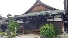 長圓寺の本殿