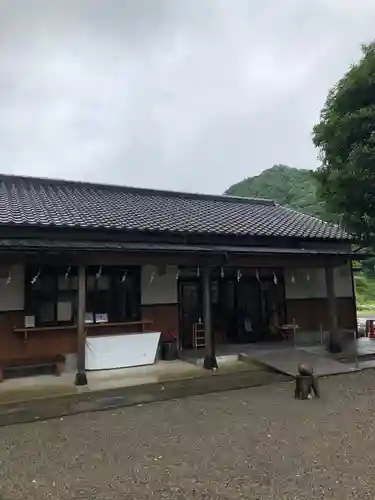 巖島神社の建物その他