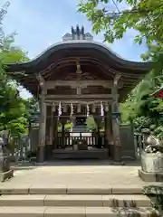 江島神社の本殿