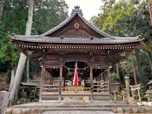 松尾神社の本殿