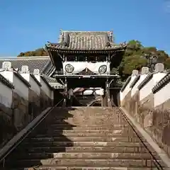 随念寺の山門