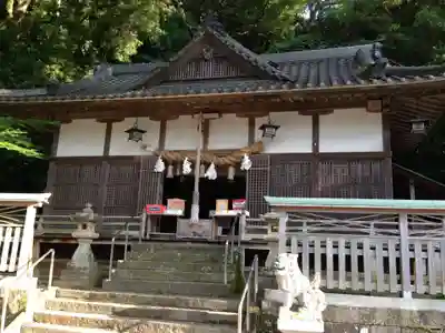 熊野三所神社の本殿・本堂