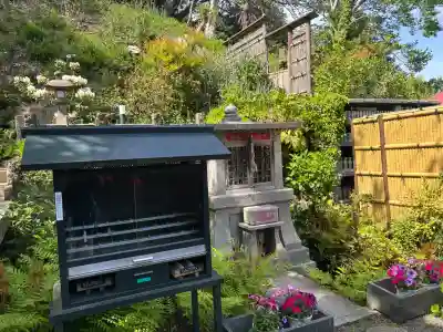 定泉寺の{uncategorized: "未分類", other: "その他", undefined: "問題あり", building: "その他建物", grave: "お墓", sacred_gate: "鳥居", guardian: "狛犬", statue: "像", buddha: "仏像", history: "歴史", nature: "自然", garden: "庭園", animal: "動物", pagoda: "塔", temizu: "手水舎", mountain_gate: "山門・神門", sanctuary: "本殿・本堂", subordinate: "末社・摂社", art: "芸術", scenery: "景色", jizo: "地蔵", ema: "絵馬", goshuin: "御朱印", omikuji: "おみくじ", items: "授与品その他", amulet: "お守り", goshuincho: "御朱印帳", eats: "食事", festival: "お祭り", votive_dance: "神楽", shichigosan: "七五三参", wedding: "結婚式", experience: "体験その他", initially: "初詣", around: "周辺", anti_infection: "感染症対策"}