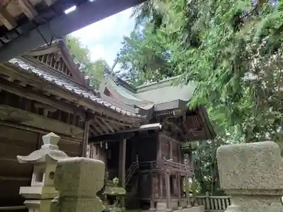 岩壷神社の本殿・本堂