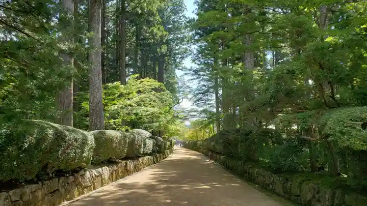 壇上伽藍のその他建物